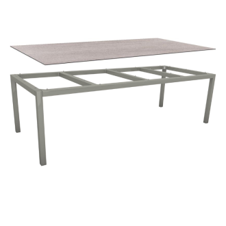 Table 10 personnes...